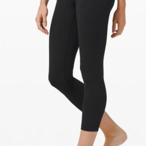 Wunder Under Crop High-Rise Full-On Luxtreme 23"